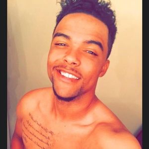 Meet your Posher, Quinton